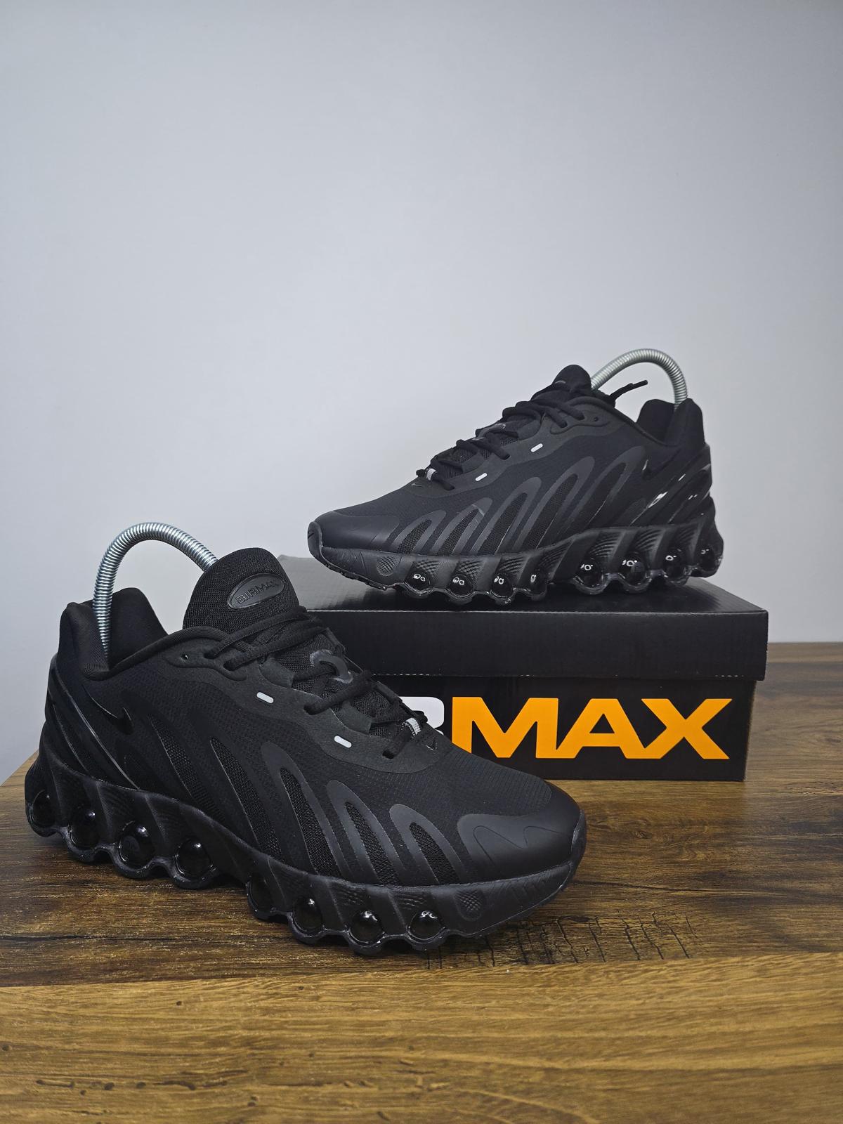Nike Air Max DN8 Black