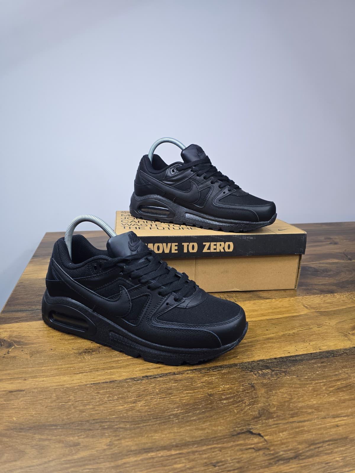 Nike Air Max Command "Triple Black"