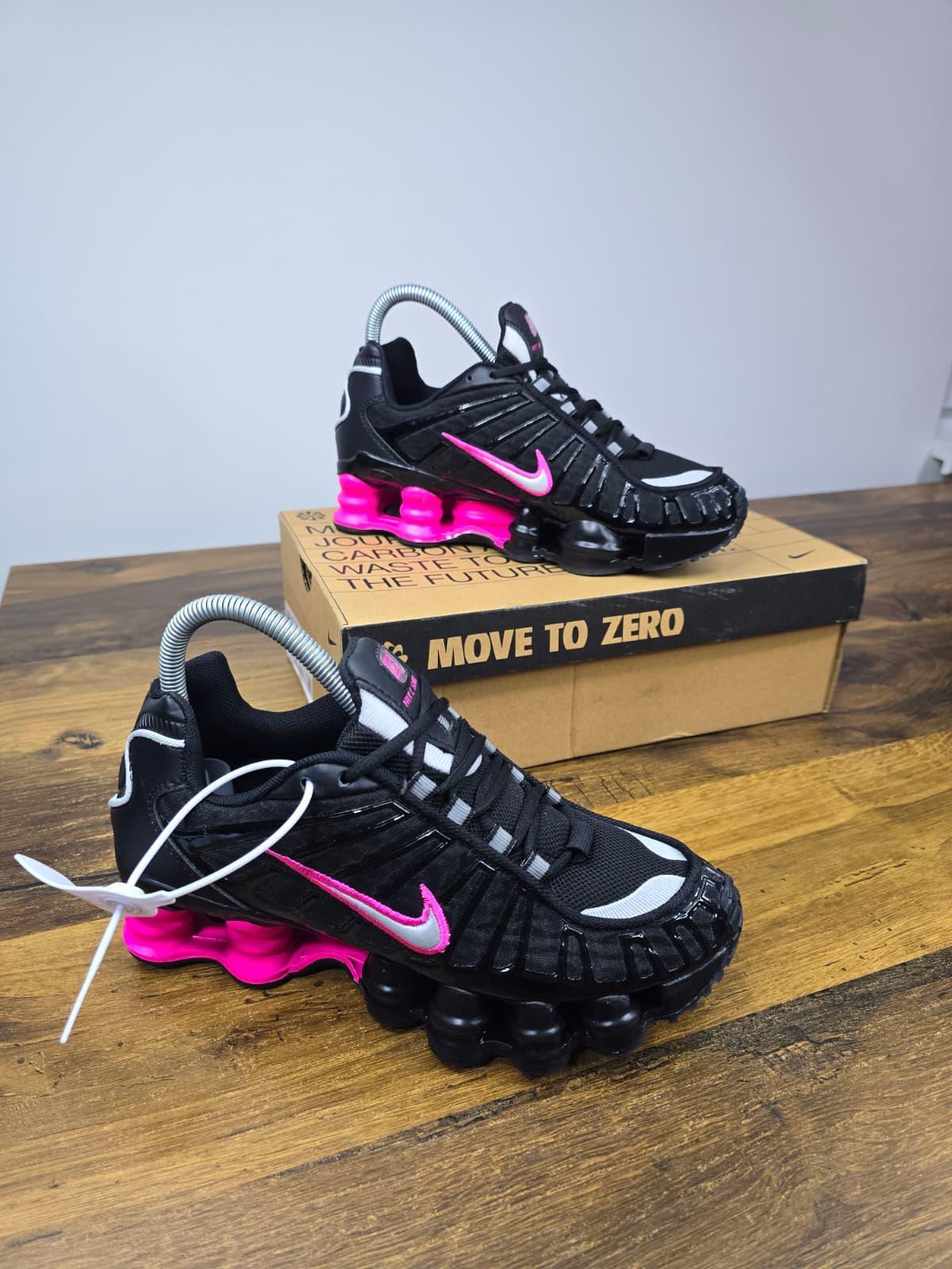 Nike Shox TL "Off-Noir/Hyper Pink"
