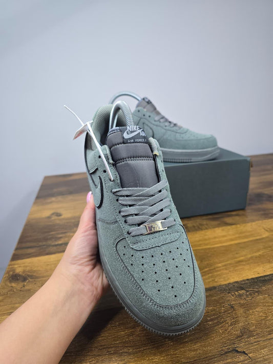 Nike Air Force 1 Wolf Grey