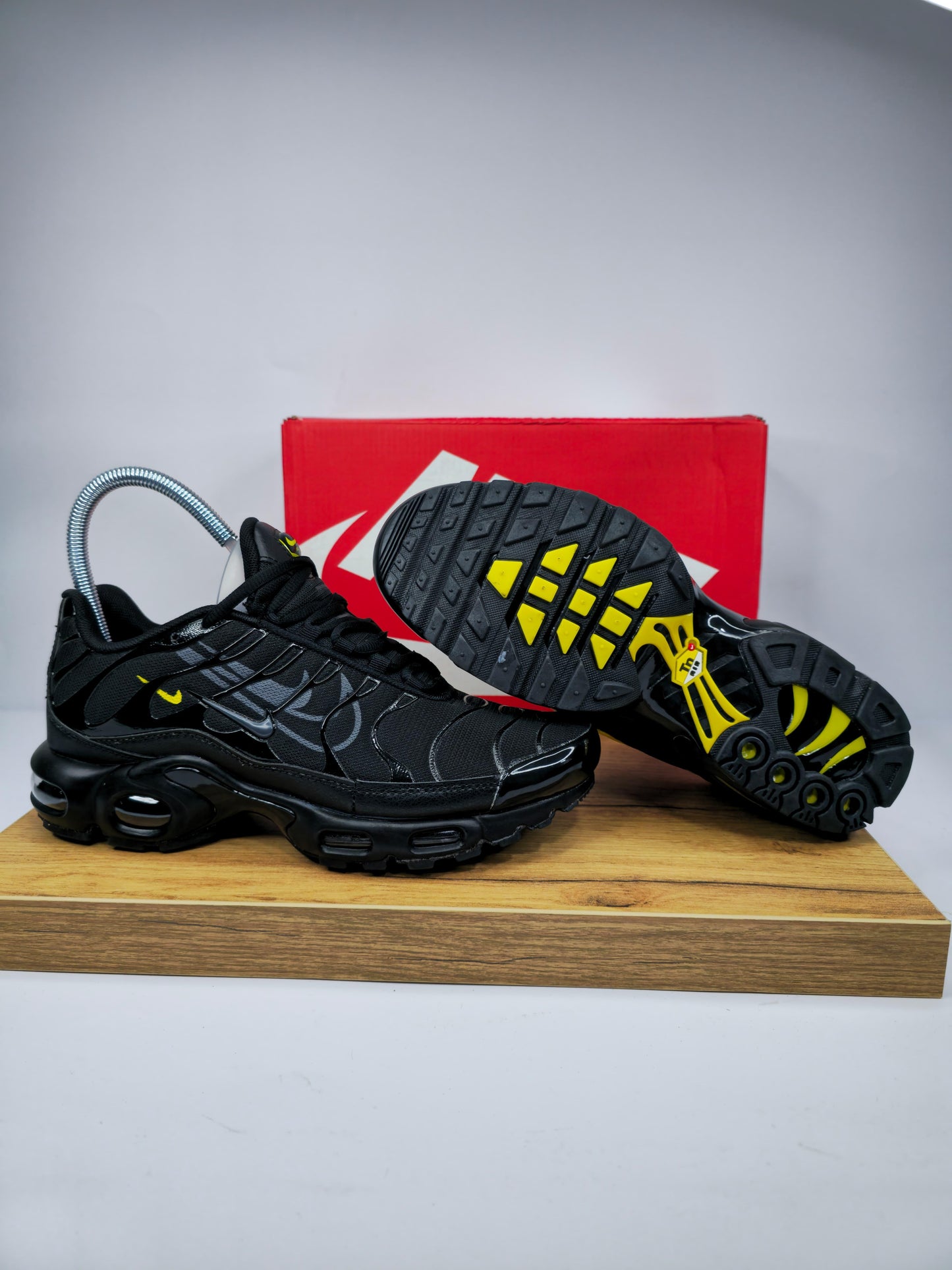 Nike TN Multi Swoosh