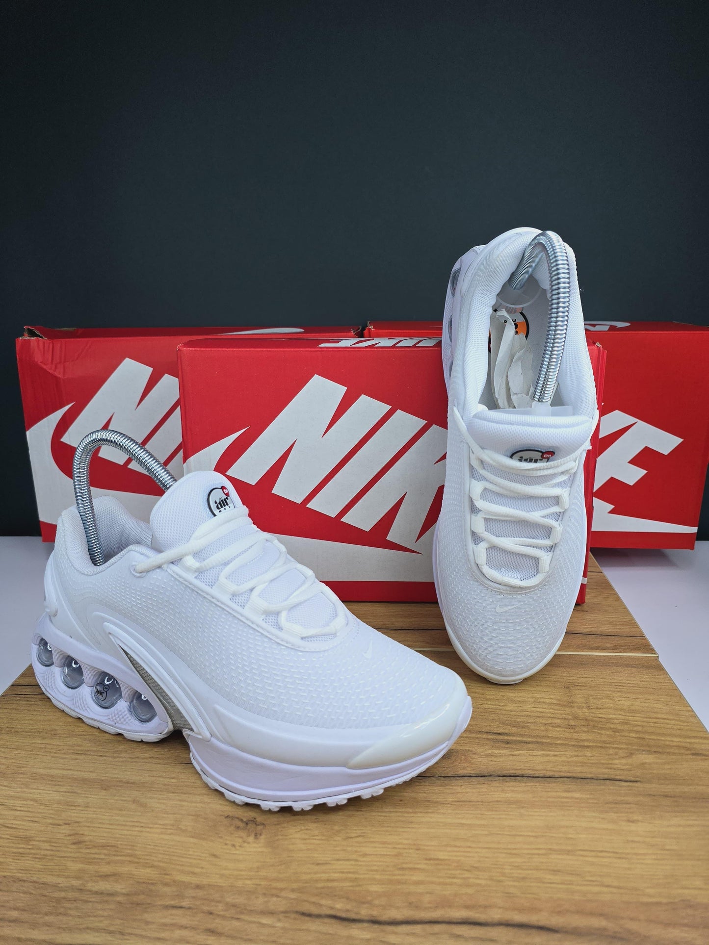 Nike DN White Metallic Silver