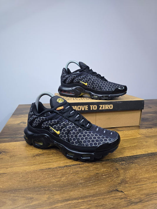Nike Air Max Plus "Black Honey"